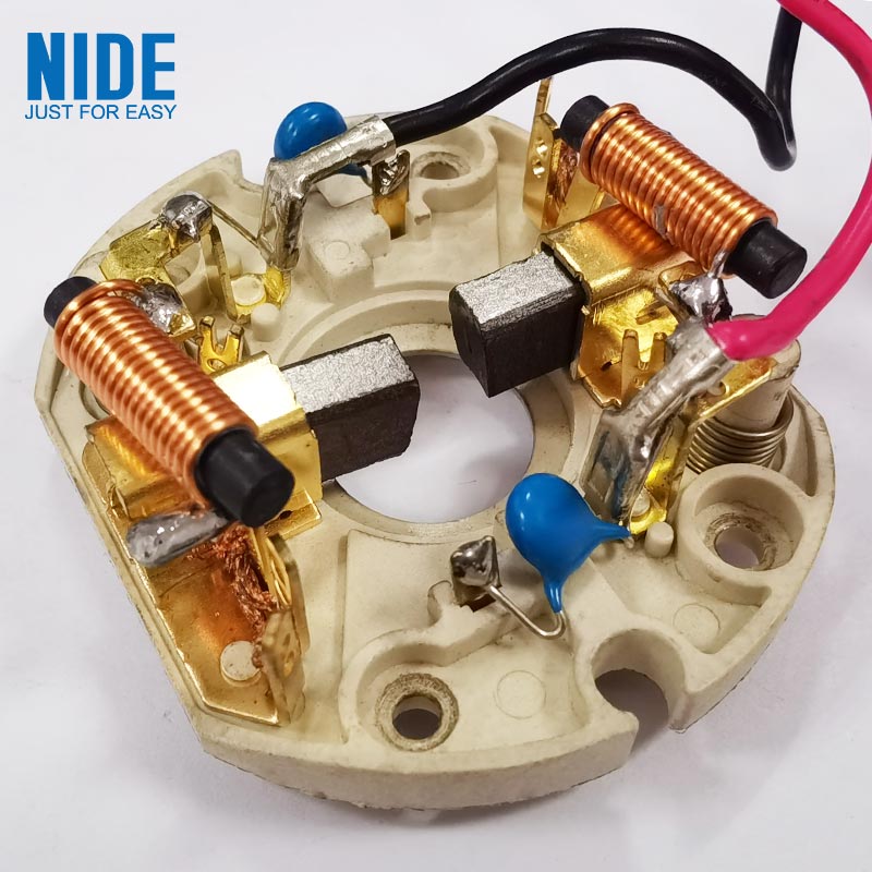 Cómo las escobillas de carbón mejoran el rendimiento y la longevidad del motor